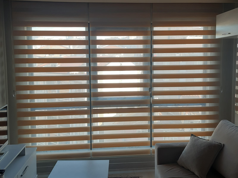 Zebra Perde Nedir? Nerelerde Kullanılır, Kullanışlı mı?